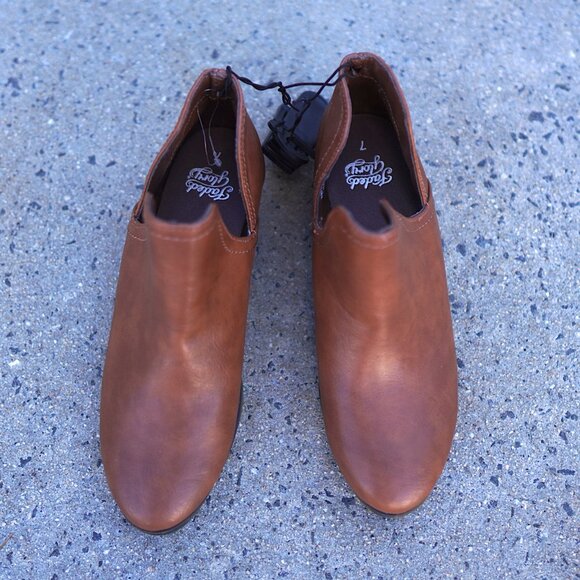 Faded Glory Tan Brown Ankle Booties 7 Western Chelsea V-Slit Faux Leather - Picture 8 of 9